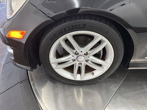 Used 2012 Mercedes-Benz C 250 Sedan image 30