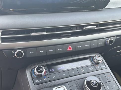 Used 2024 Hyundai Palisade Limited FWD image 30