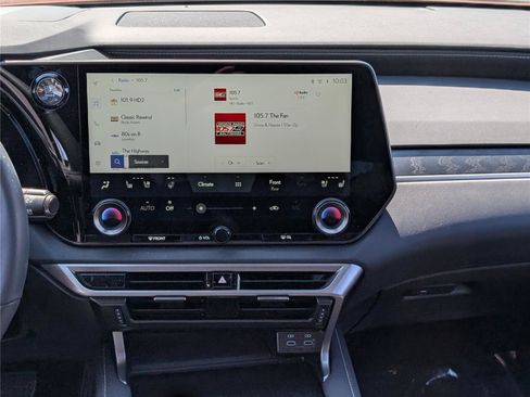 Certified 2025 Lexus RX 350 Premium AWD/4WD image 18