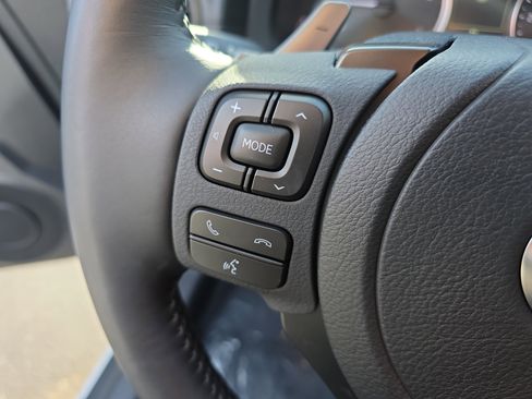 Used 2025 Lexus IS 350 F Sport image 31