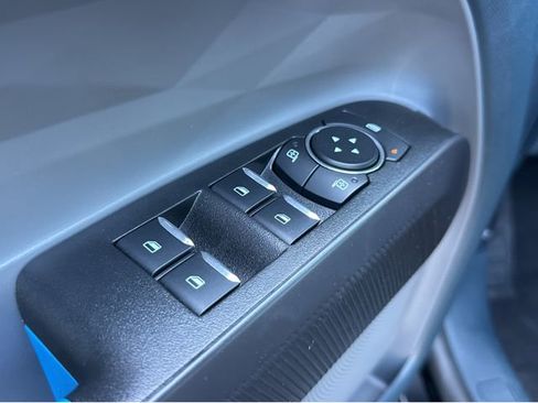 Used 2025 Ford Maverick Lobo image 37