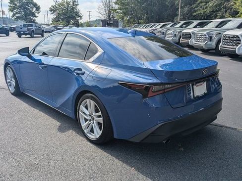 Used 2024 Lexus IS 300 w/ Comfort Package RWD image 5