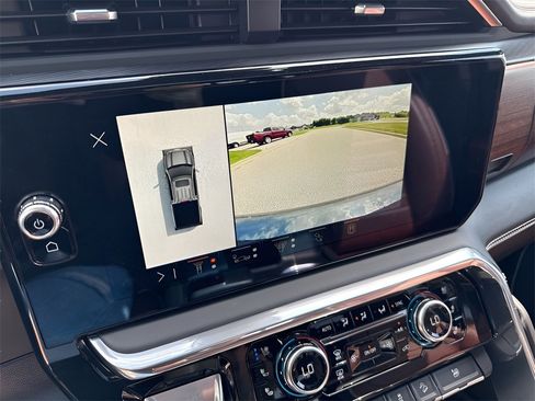 Used 2024 GMC Sierra 1500 Denali Ultimate image 25