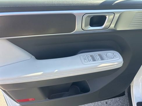 Used 2026 Hyundai Santa Fe SEL AWD/4WD image 19