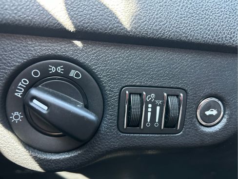 Used 2016 Dodge Charger SRT Hellcat w/ Harman/Kardon Audio Group RWD image 25