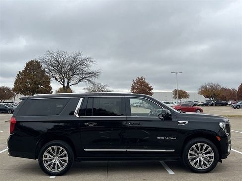 Used 2023 GMC Yukon XL Denali w/ LPO, Floor Liner Package image 3