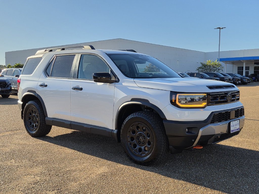 Certified 2026 Honda Passport TrailSport image 3