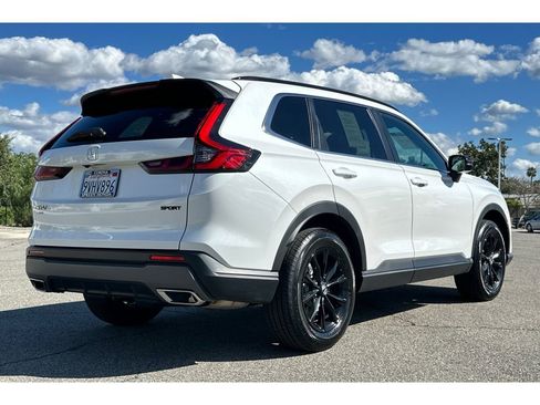 Used 2025 Honda CR-V Sport image 6