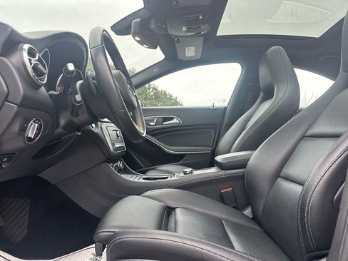 Used 2018 Mercedes-Benz CLA 250 4MATIC image 13