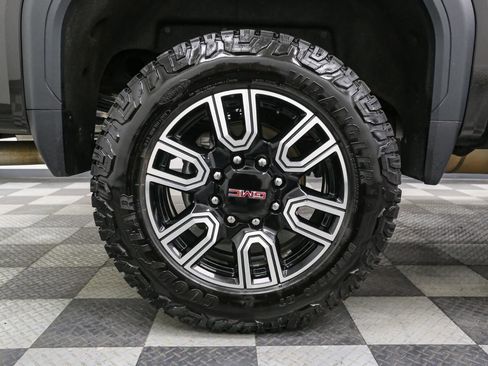 Used 2021 GMC Sierra 2500 AT4 w/ AT4 Preferred Package AWD/4WD image 19
