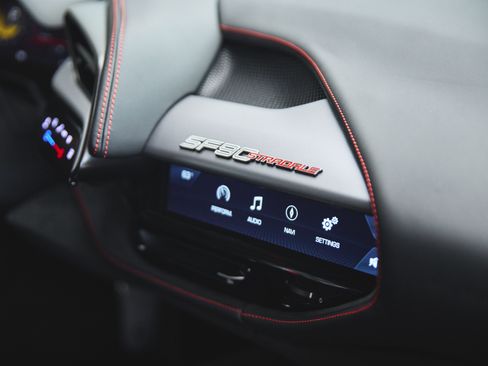 Used 2022 Ferrari SF90 Stradale image 30