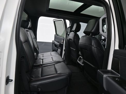 Used 2024 Ford F250 Lariat w/ Lariat Ultimate Package image 3