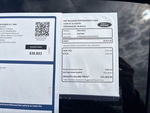 Certified 2024 Ford Explorer XLT w/ Class IV Trailer Tow Package AWD/4WD image 3