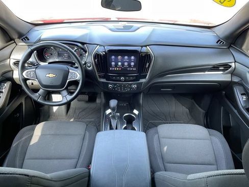 Used 2023 Chevrolet Traverse LT FWD image 20