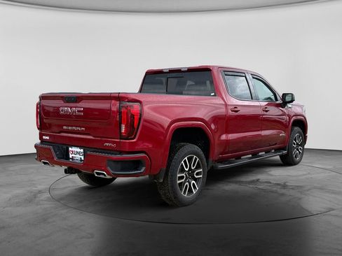 Used 2025 GMC Sierra 1500 AT4 w/ AT4 Preferred Package AWD/4WD image 10