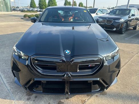 New 2026 BMW M5 image 2