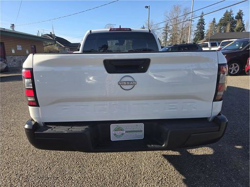 Used 2024 Nissan Frontier S w/ S Utility Package image 4