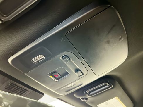 Used 2025 Toyota Camry SE FWD image 20