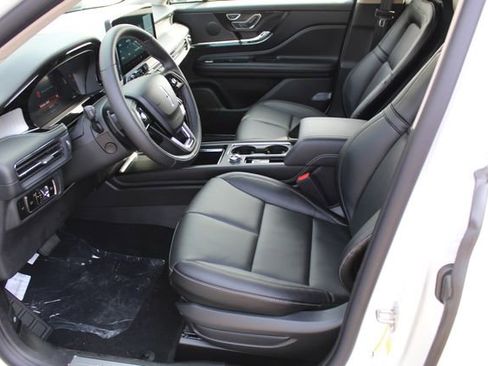 New 2026 Lincoln Corsair Premiere AWD/4WD image 12