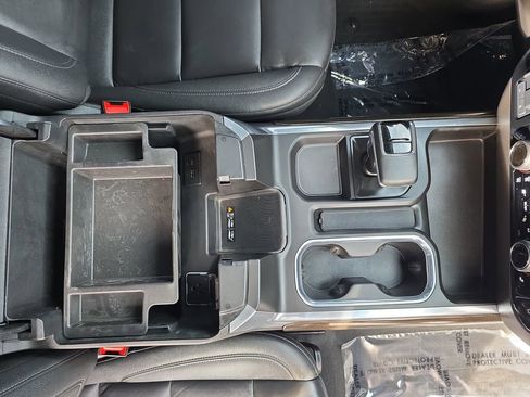 Used 2025 Chevrolet Silverado 1500 LT Trail Boss w/ LT Trail Boss Premium Package image 19