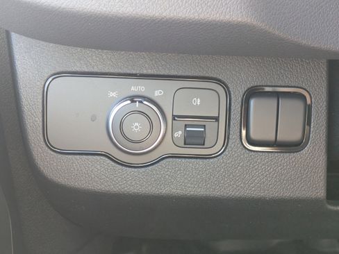 Used 2023 Mercedes-Benz Sprinter 3500 image 26