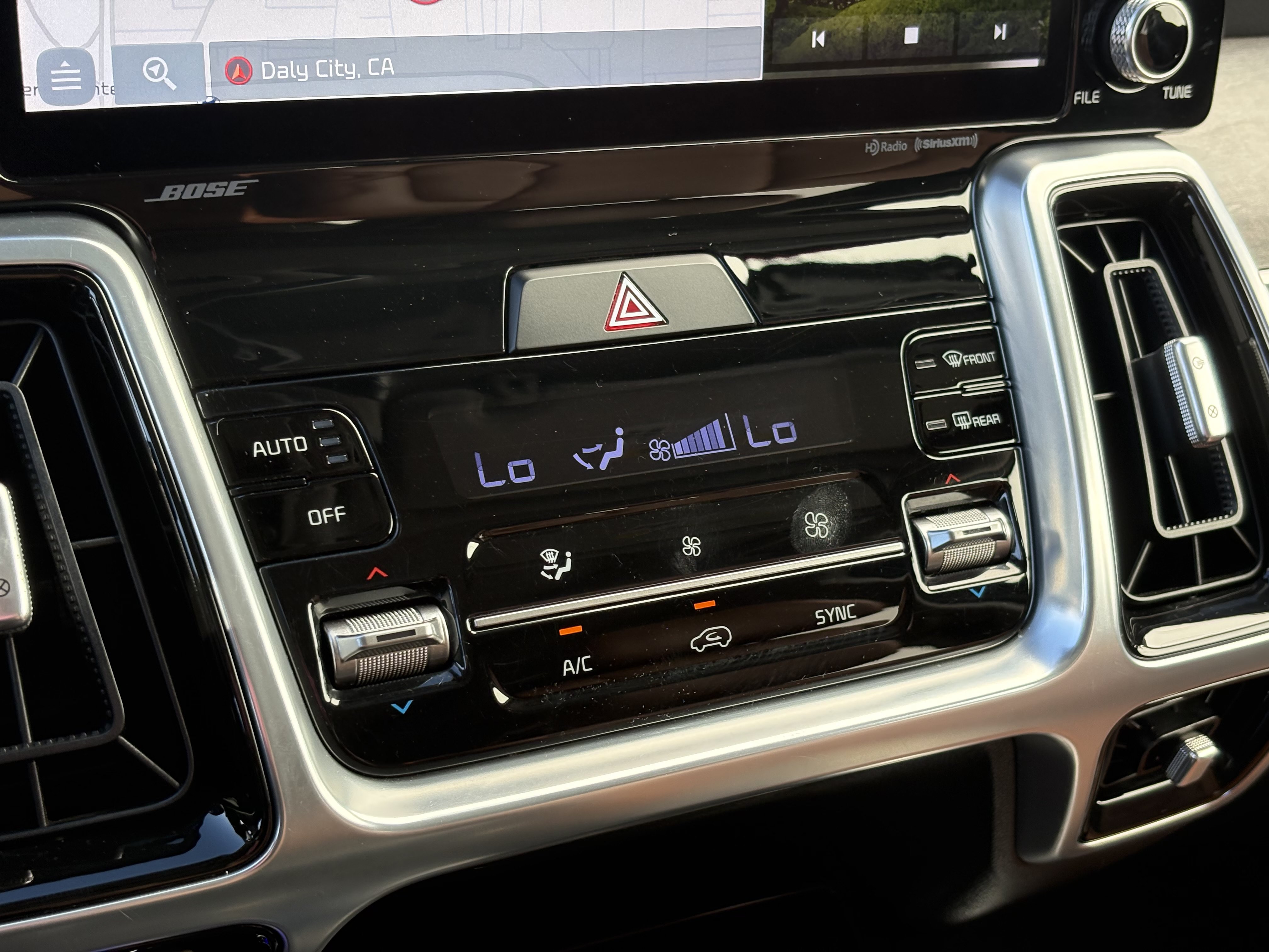 Used 2021 Kia Sorento SX Prestige AWD/4WD image 25
