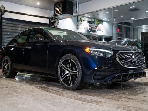 New 2026 Mercedes-Benz E 350 4MATIC Sedan image 1