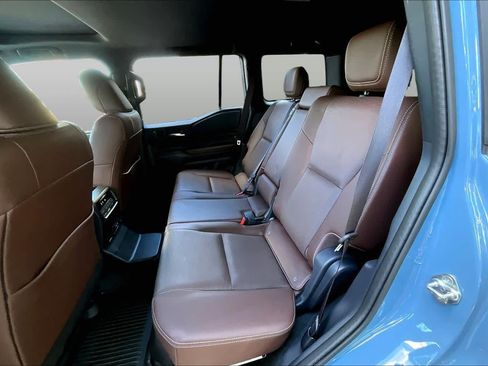 Used 2025 Toyota Land Cruiser w/ Premium Package AWD/4WD image 20