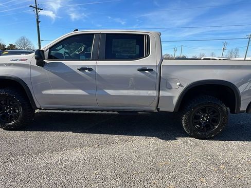 New 2026 Chevrolet Silverado 1500 ZR2 image 8