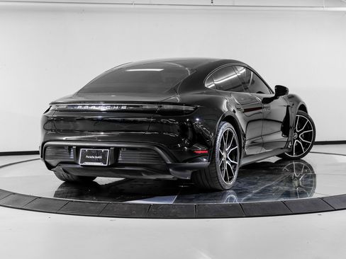Certified 2024 Porsche Taycan image 7