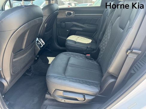 Used 2022 Kia Sorento SX Prestige AWD/4WD image 13