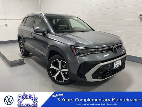 New 2025 Volkswagen Taos SEL image 1