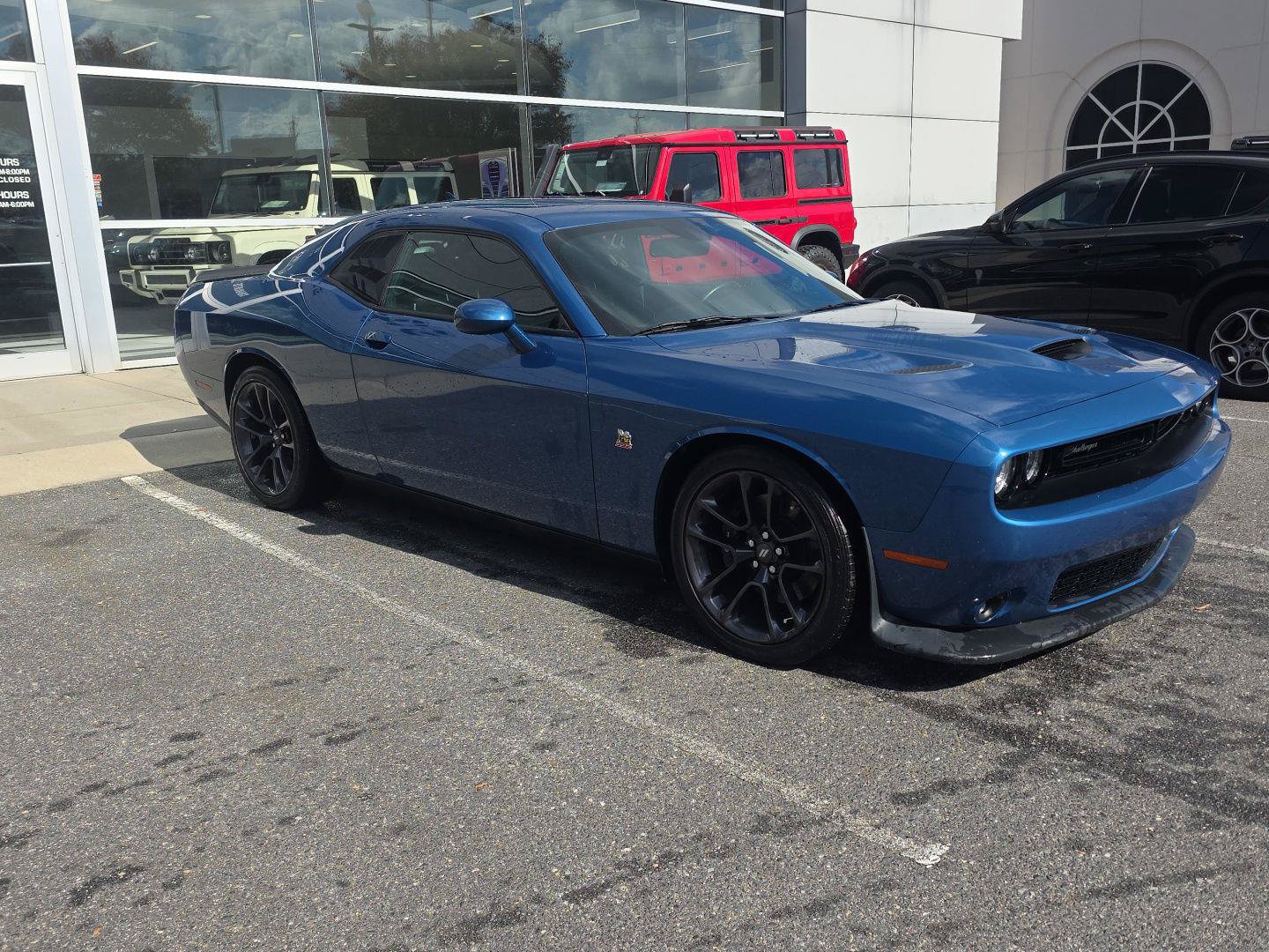 Used 2022 Dodge Challenger R/T Scat Pack RWD image 3