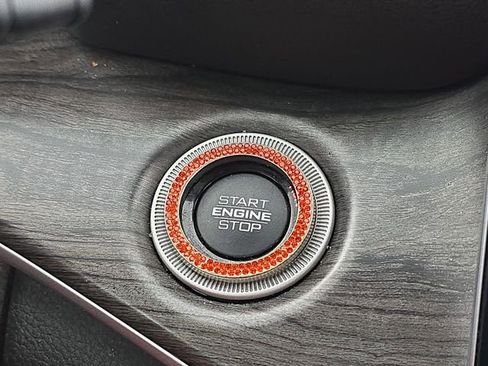 Used 2022 Jeep Grand Cherokee L Limited image 33