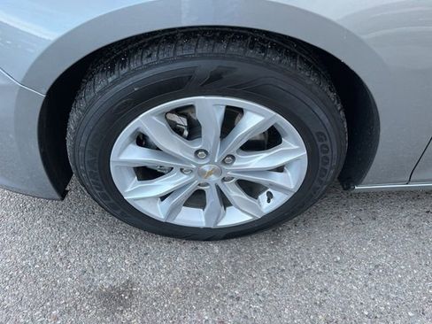 Used 2025 Chevrolet Malibu LT image 19