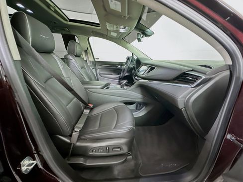 Used 2020 Buick Enclave Avenir w/ Avenir Technology Package image 34