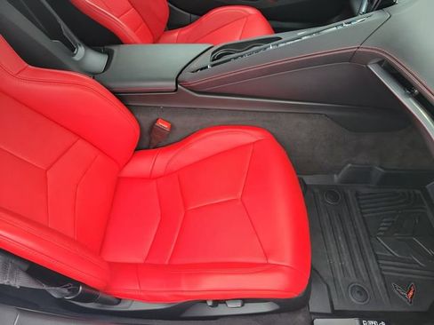 Used 2025 Chevrolet Corvette Z06 image 10