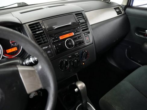 Used 2012 Nissan Versa 1.8 S image 16