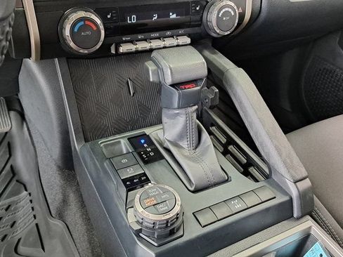 Used 2024 Toyota Tacoma TRD Off-Road AWD/4WD image 18