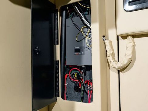 Used 2021 Mercedes-Benz Sprinter 3500 image 35