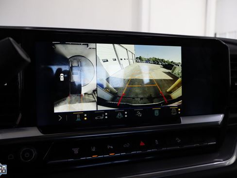 Used 2024 Chevrolet Silverado 3500 High Country w/ High Country Premium Package image 23