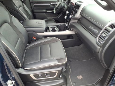 Used 2024 RAM 1500 Laramie image 17
