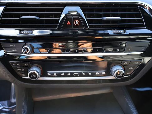Used 2022 BMW M5 w/ Competition Package AWD/4WD image 57