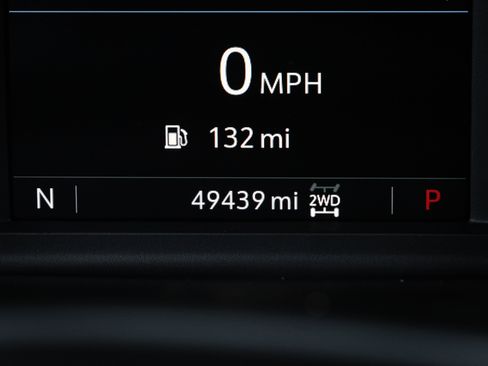 Used 2021 Chevrolet Silverado 1500 LT Trail Boss w/ Bed Protection Package image 22