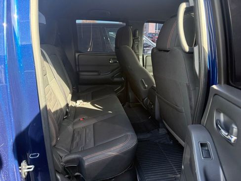 Used 2023 Nissan Frontier PRO-4X w/ Pro Convenience Package AWD/4WD image 9
