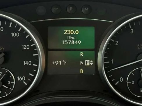 Used 2011 Mercedes-Benz ML 350 4MATIC image 11