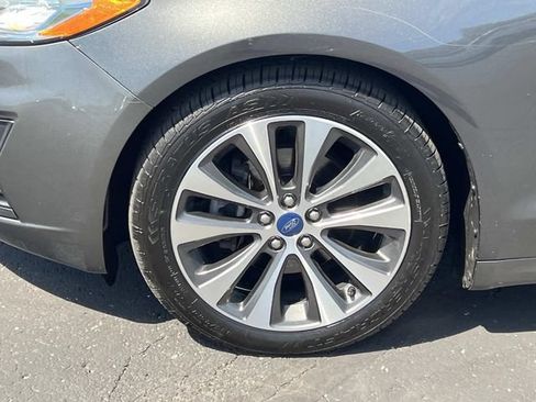 Certified 2020 Ford Fusion SE AWD/4WD image 10