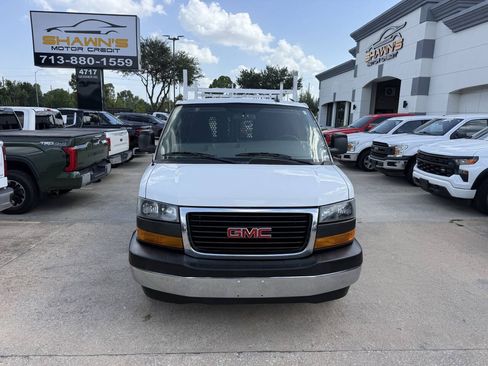 Used 2020 GMC Savana 2500 w/ Driver Convenience Package RWD image 32