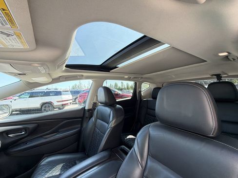 Used 2022 Nissan Murano Platinum w/ Cargo Package AWD/4WD image 19