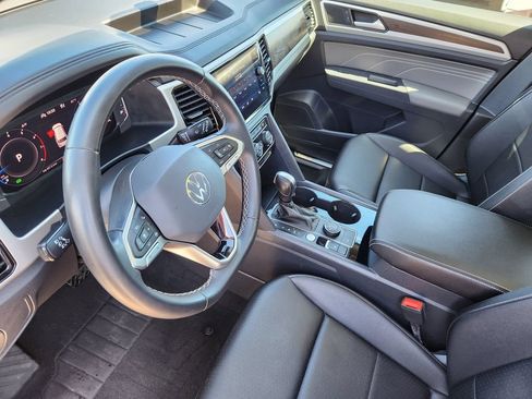 Certified 2023 Volkswagen Atlas SE w/ Panoramic Sunroof Package AWD/4WD image 10
